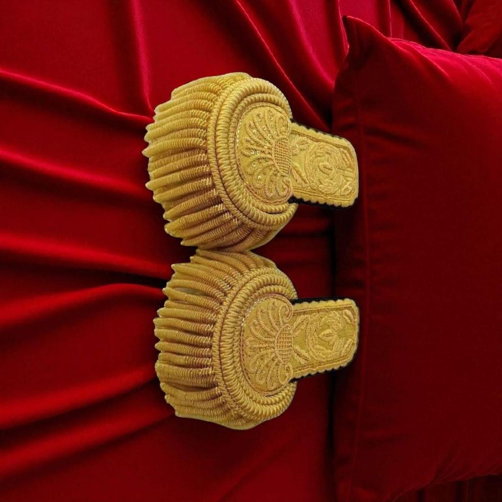 Napoleonic General Officer Epaulette: 18th Century Gold Fringe Military Costume